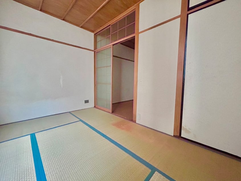 居室 パレ元町