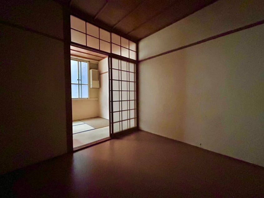 居室 パレ元町