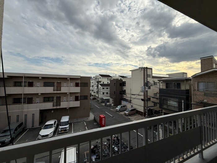 室内からの展望 高田マンション