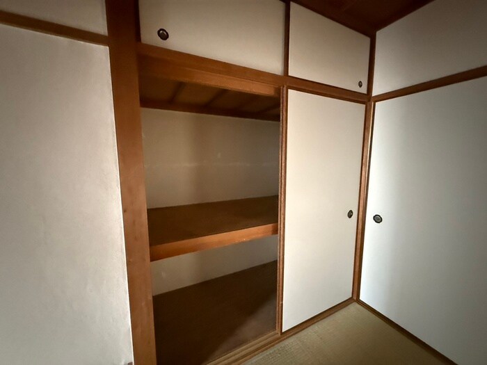 収納 高田マンション