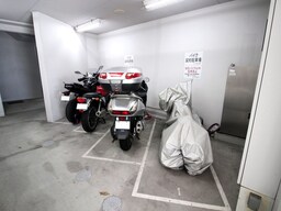 バイク置き場