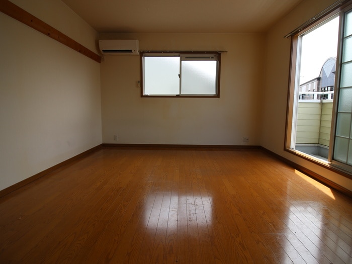 居室 メゾンウッディ