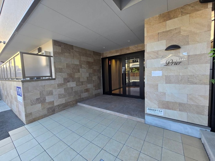 エントランス部分 プリエ深草