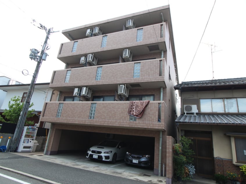 外観写真 エガ－ルパレス