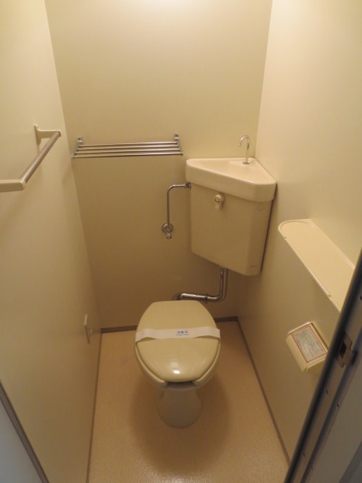 トイレ エガ－ルパレス