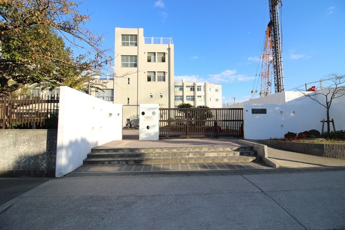 大阪市立新北島中学校(中学校/中等教育学校)まで650m オーセント住之江