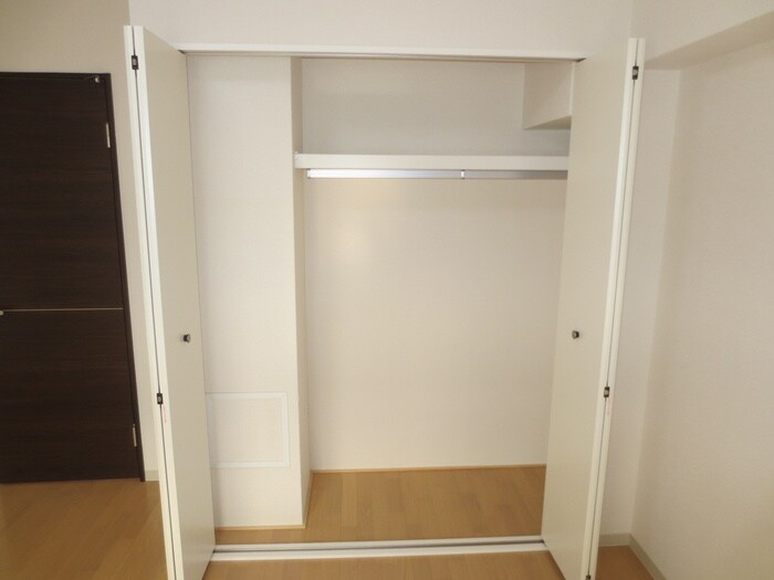 収納 プライムコ－ト新大阪