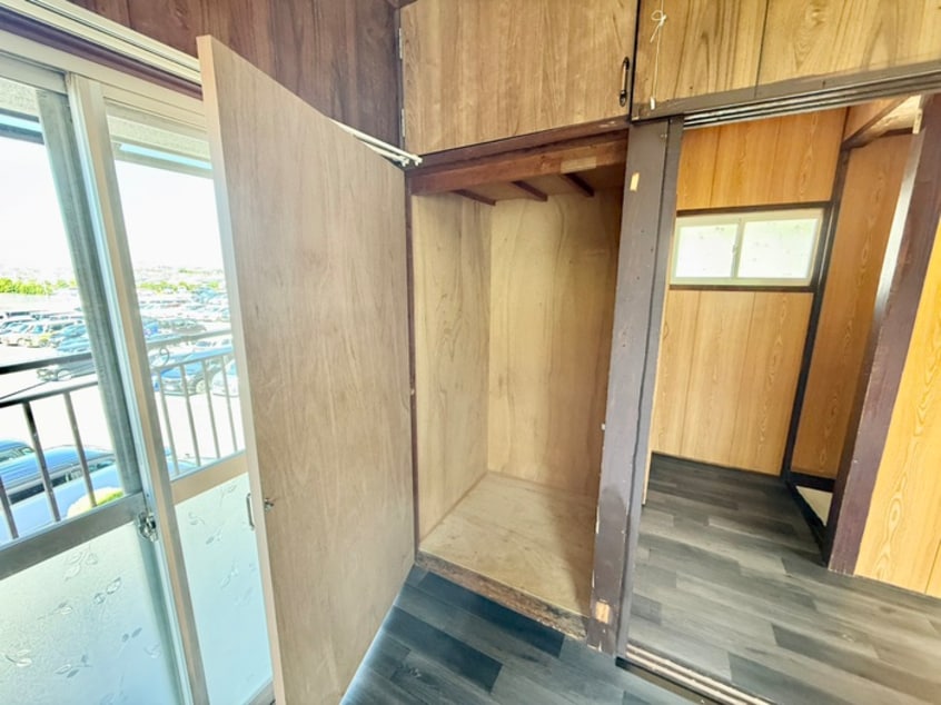 収納 魚住町清水貸家