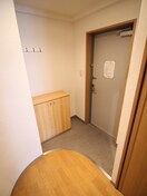 玄関 ローズプレイスヨシタ