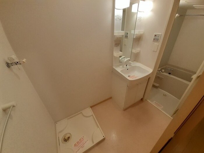 洗濯機置場 ネオメゾン