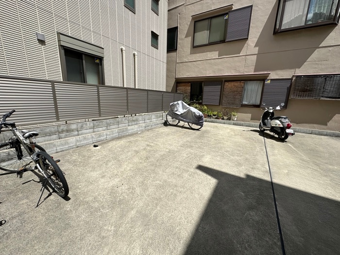 駐輪場 MARL天王寺東