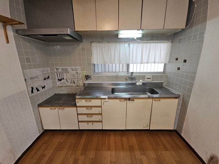 キッチン 布市町1丁目5-30戸建