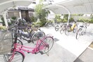 駐輪場 アクシス