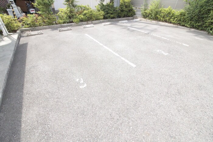 駐車場 アクシス