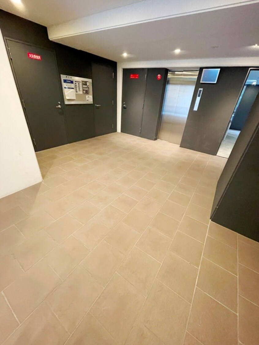 エントランス部分 グランパシフィック北新町