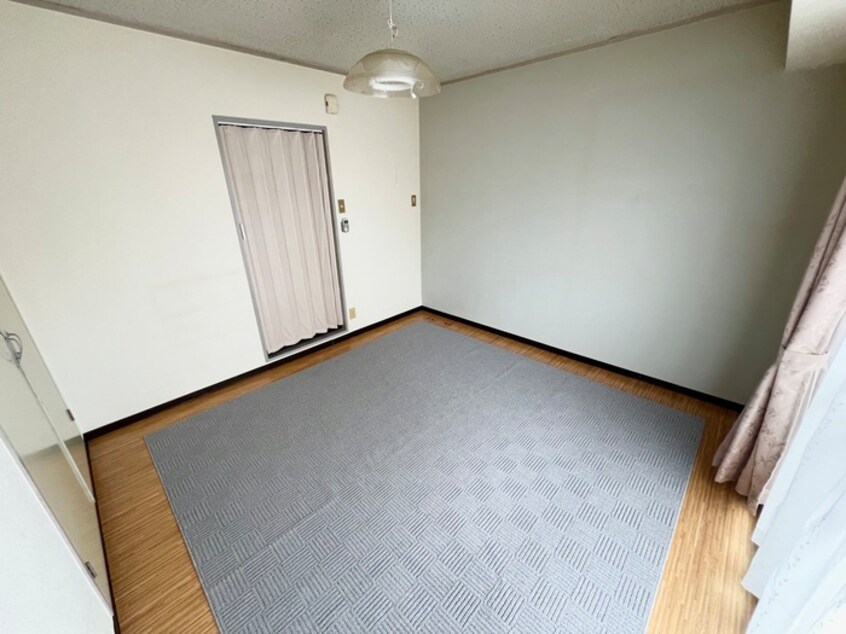 居室 セルバテールハイツ