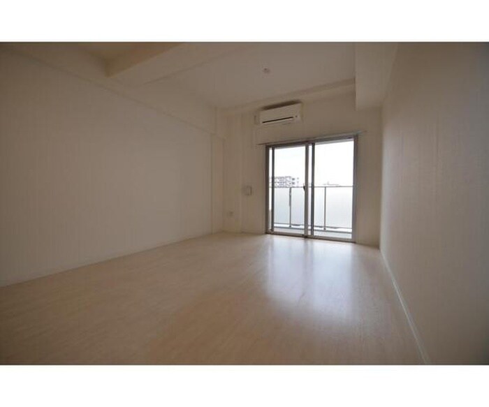 居室 トレス・アコルデ