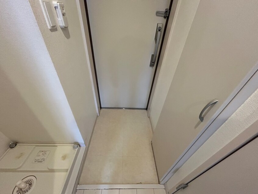 玄関 リブリ・スカイブルー　サン