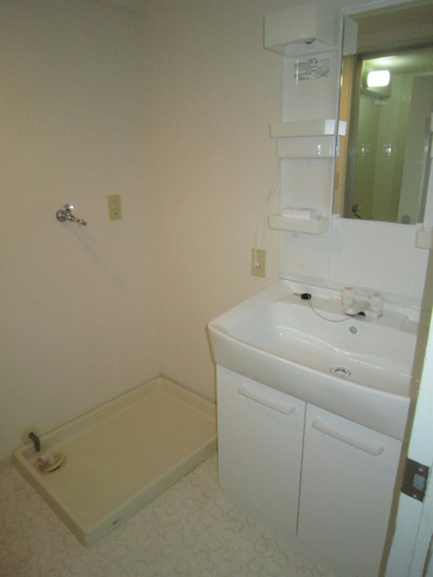 洗濯機置場 クオリティ加納