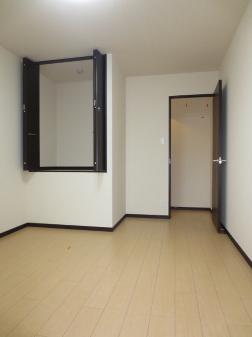 居室 アクイラ