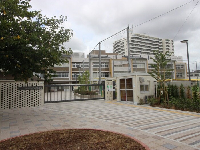 守口市立よつば小学校(小学校)まで130m セレーノメゾン