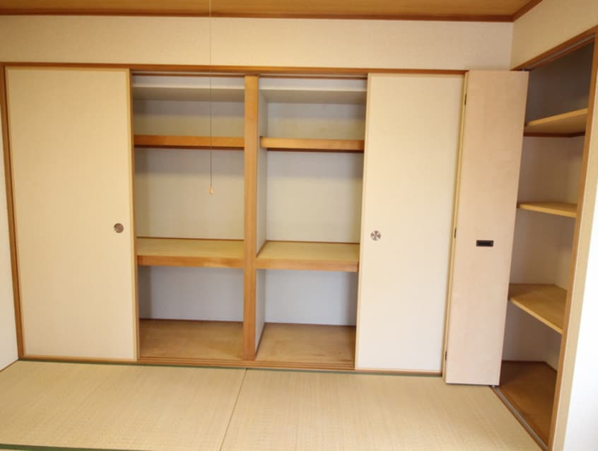 収納 エル・セレーノ府中