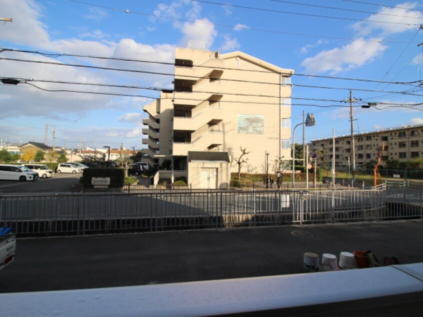 室内からの展望 光ハイツ