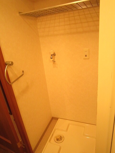 洗濯機置場 ベラジオ四条烏丸（３０６）