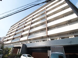 ﾌﾟﾚｻﾝｽ淡路駅前（201）