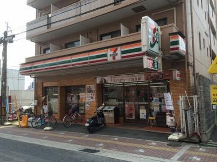 セブンイレブン東大阪御厨栄町店(コンビニ)まで215m ｱﾐﾃｨ小阪