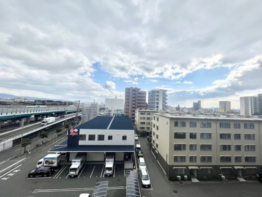 室内からの展望 ＭＰＬＡＺＡ門真駅前