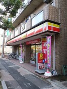 デイリーヤマザキ門真栄町店(コンビニ)まで124m ＭＰＬＡＺＡ門真駅前