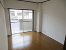 居室 共栄マンション服部