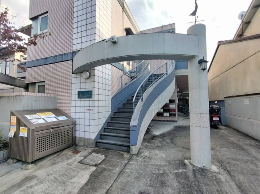 エントランス部分 ハウス６