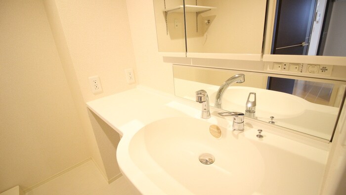 洗面 シャルム総持寺