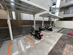 バイク置き場