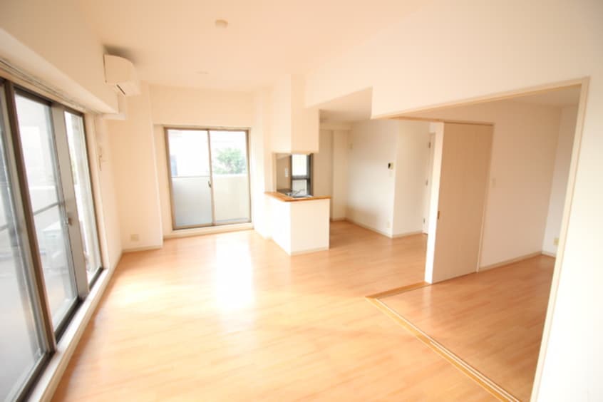 居室 ベッラ・ヴィ－タ豊中