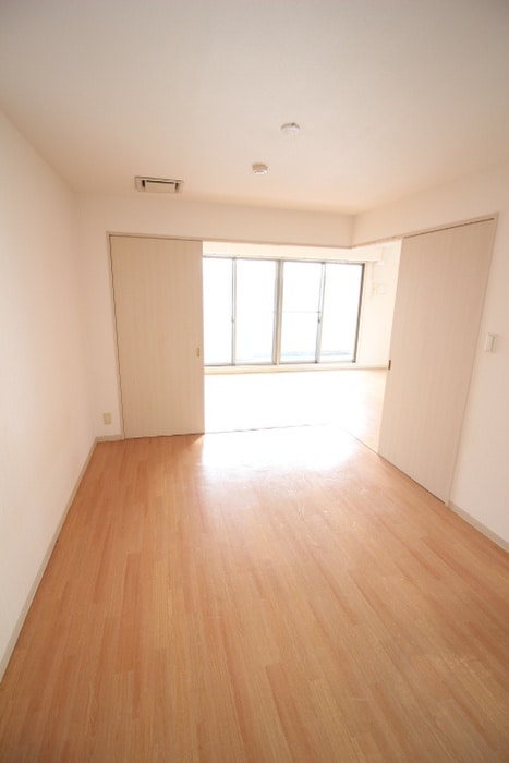 居室 ベッラ・ヴィ－タ豊中