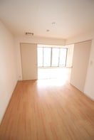 居室 ベッラ・ヴィ－タ豊中