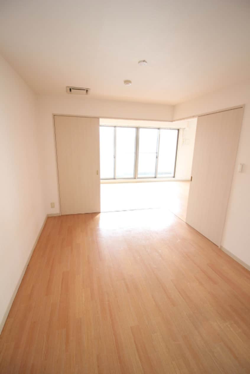 居室 ベッラ・ヴィ－タ豊中