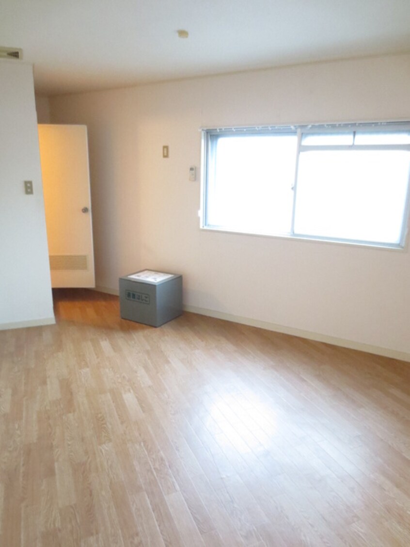 居室 リアライズ六甲道駅前