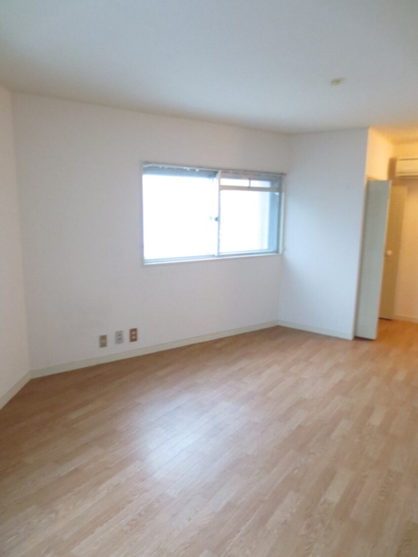 居室 リアライズ六甲道駅前