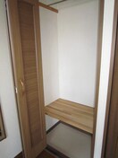 収納 オーキッドコート　西大橋