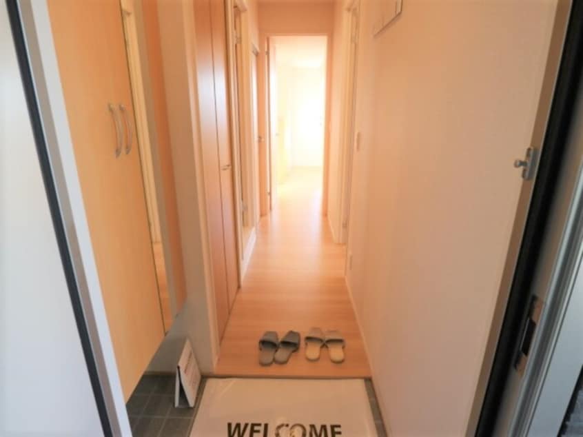 玄関 エスタ・ビエン