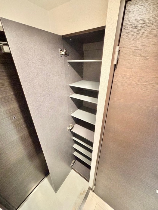 靴箱 GRAKAN京都駅前　悠