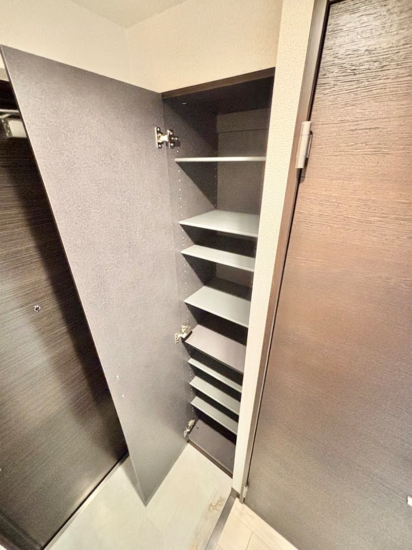 靴箱 GRAKAN京都駅前　悠