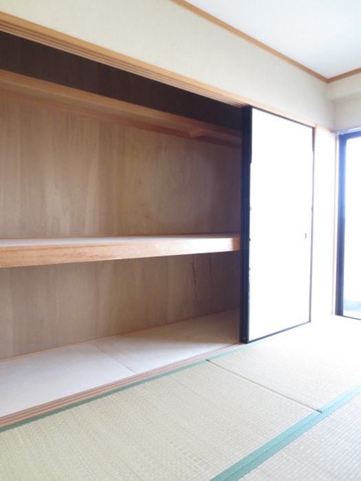 収納 ニュ－大将軍松兼Ⅱ