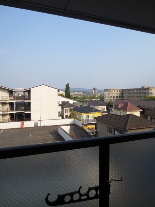 室内からの展望 ニュ－大将軍松兼Ⅱ