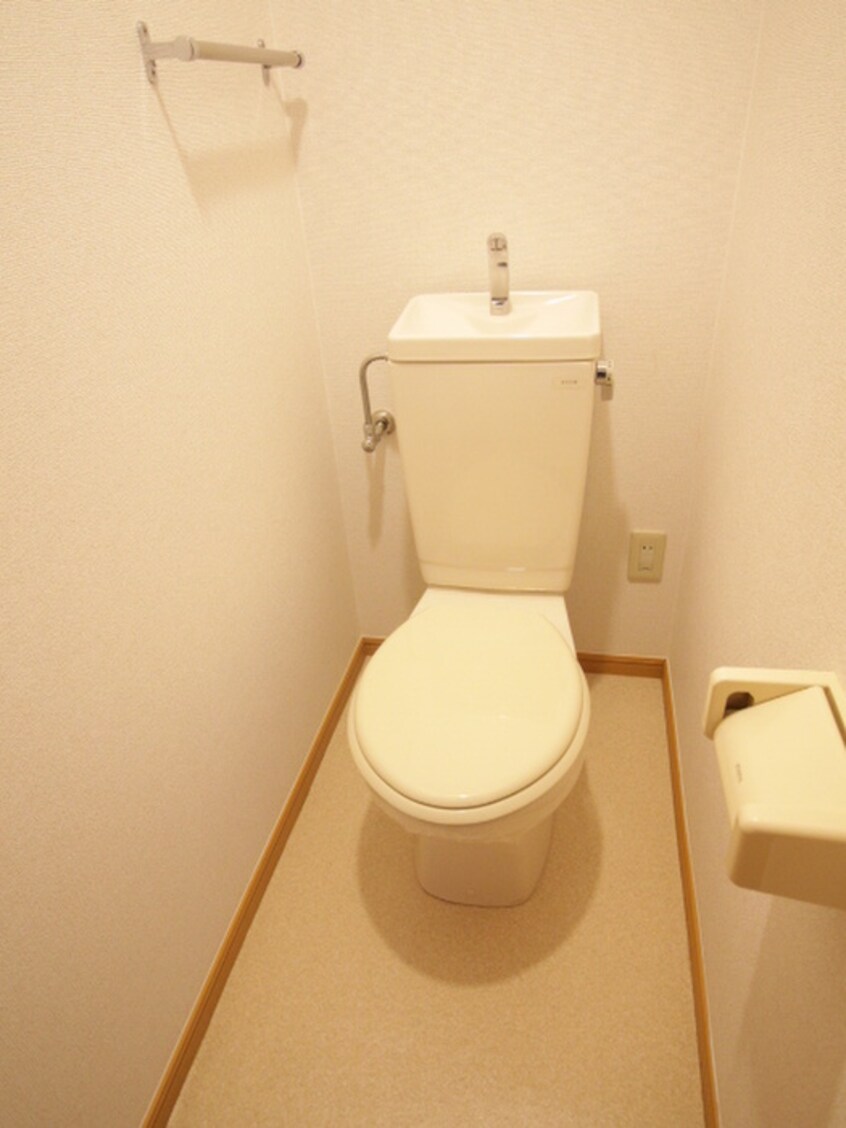 トイレ ナハト・ムジ－ク