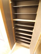 靴箱 Grand-Place京橋